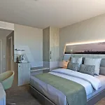 Hotel Frankfurt Airport By Ihg
