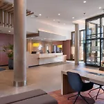 Hotel Frankfurt Airport By Ihg 4*
