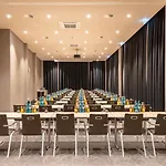 Frankfurt Airport By Ihg 4*