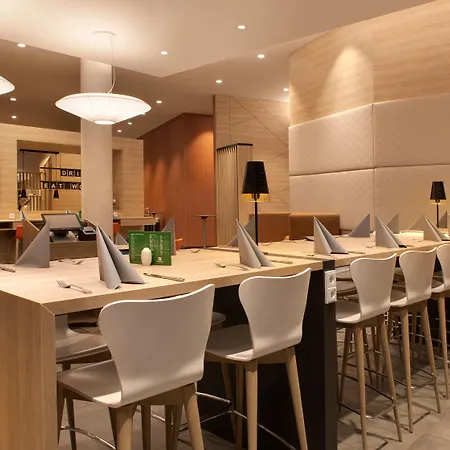 Frankfurt Airport By Ihg Hotel Frankfurt am Main
