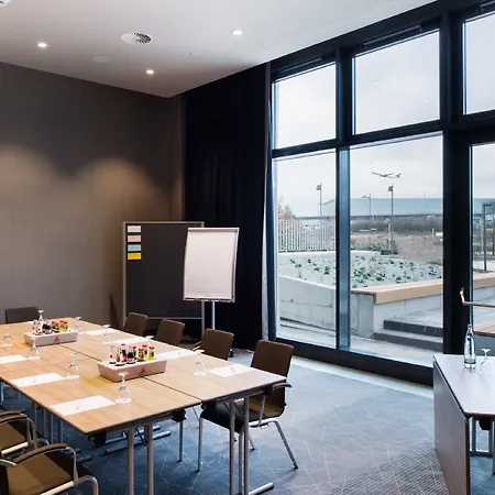 Frankfurt Airport By Ihg Hotel