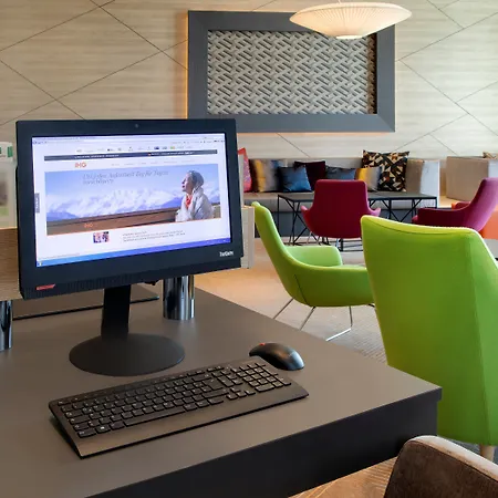 Frankfurt Airport By Ihg 4*