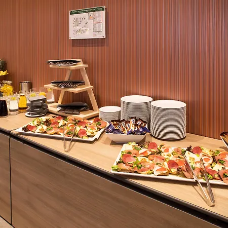 Frankfurt Airport By Ihg Hotel