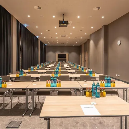 Hotel Frankfurt Airport By Ihg