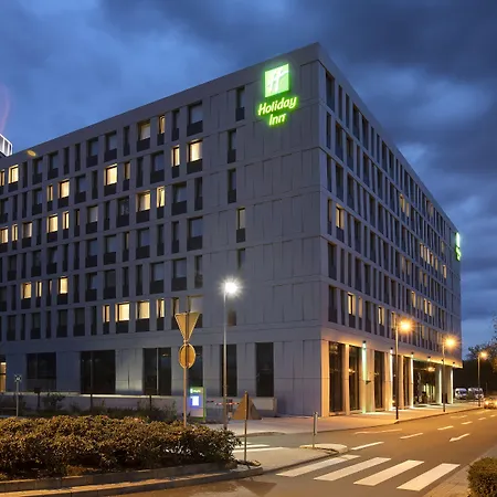 Отель Holiday Inn Frankfurt Airport By Ihg