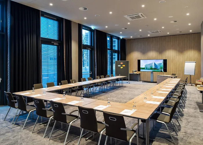 Frankfurt Airport By Ihg מלון