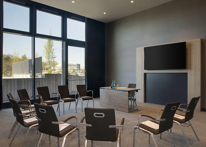 Frankfurt Airport By Ihg