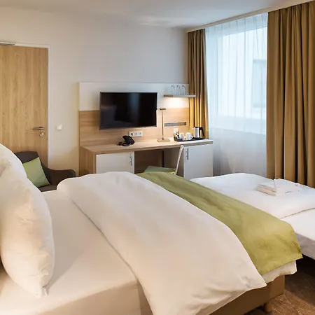 Frankfurt Airport By Ihg 4*