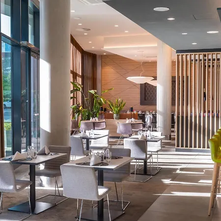 Frankfurt Airport By Ihg 4*