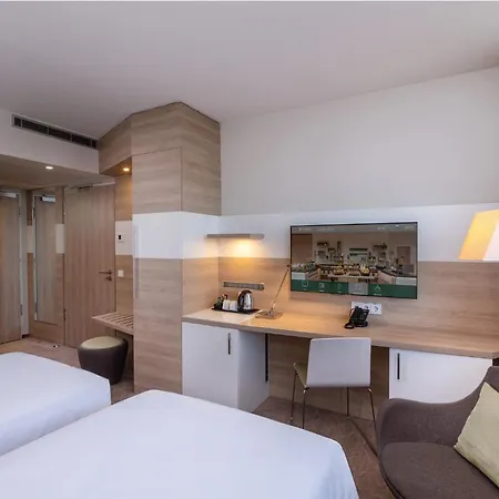 Frankfurt Airport By Ihg Hotel