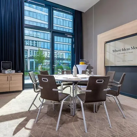 Frankfurt Airport By Ihg Szálloda