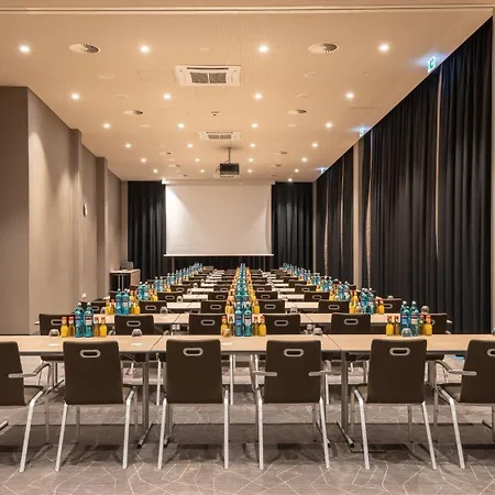 Frankfurt Airport By Ihg Hotel